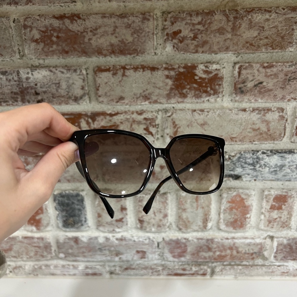 Fendi 57mm Sunglasses - Picture 4 of 7